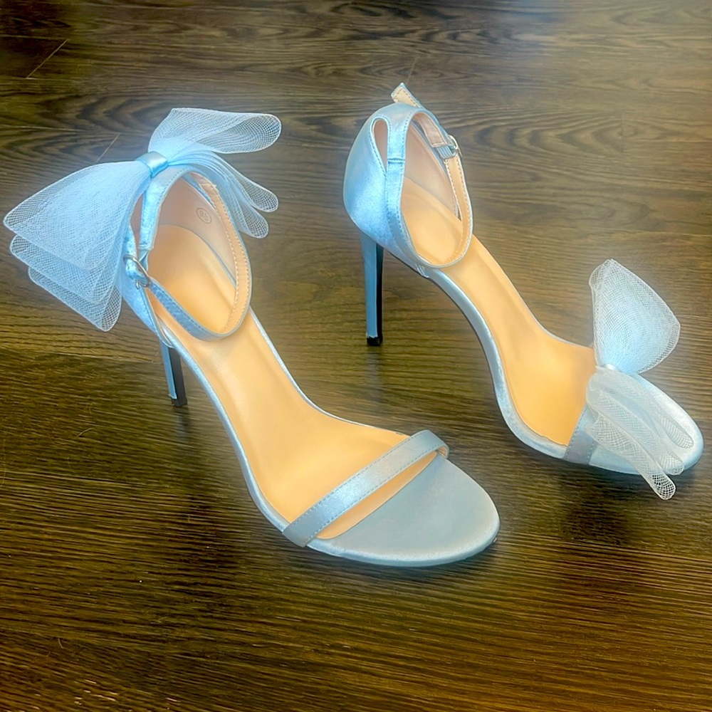 Blue Satin Heeled Sandals with Asymmetric Grosgrain Mesh Fascinator Bows